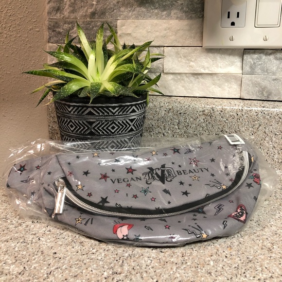 Fanny pack - Picture 1 of 8